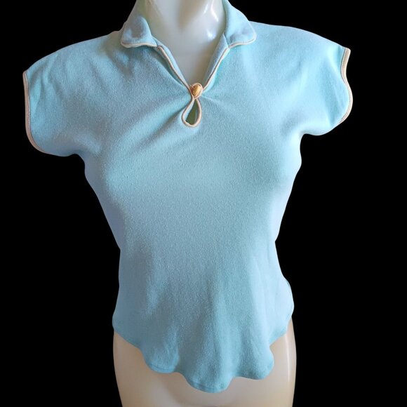 Vintage Women's Small Top 70's Disco Buttery Blue Fitted Cap Sleeve Keyhole - Picture 1 of 5